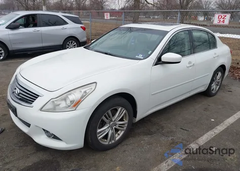 2013 Infiniti G37X z USA, uszkodzony, nr VIN JN1CV6AR9DM750822